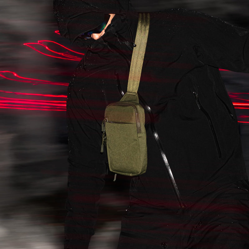 Travel Sling Bag olive green