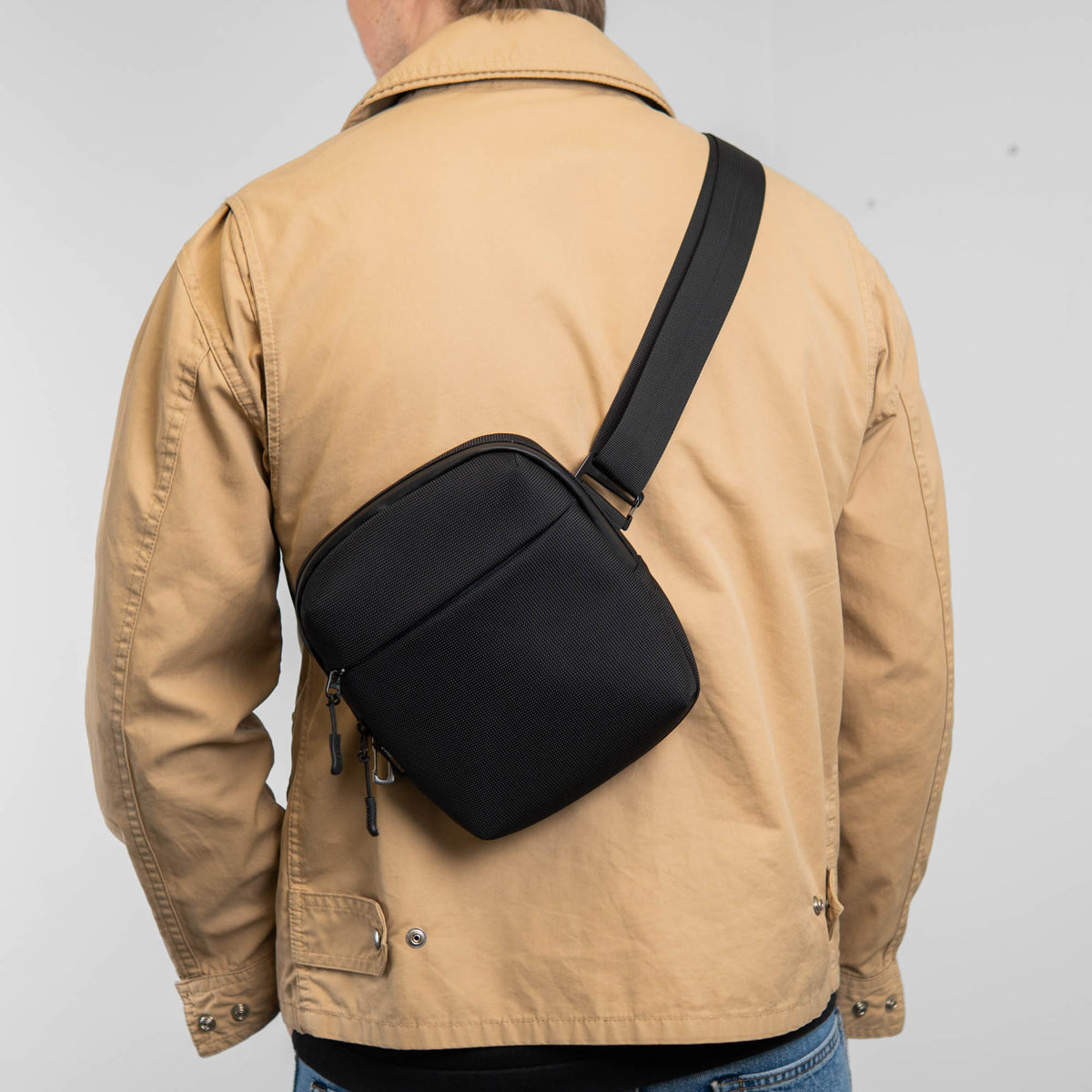 Sling Bag Pro
